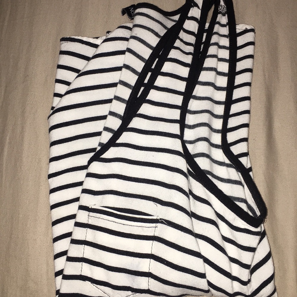Tank top.